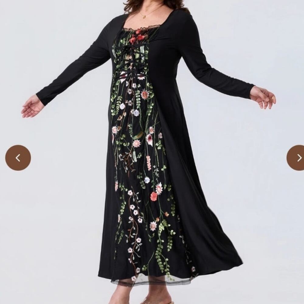 Bloomchic Embroidered Corset Maxi Dress 26 Witchy Whimsygoth Whimsy Dark Floral
